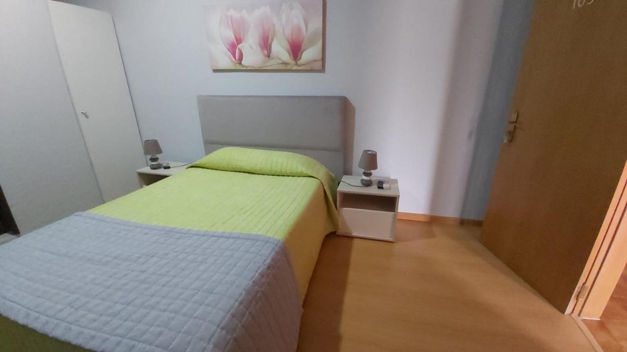 פונטה דה סור Residencial As Canarias מראה חיצוני תמונה